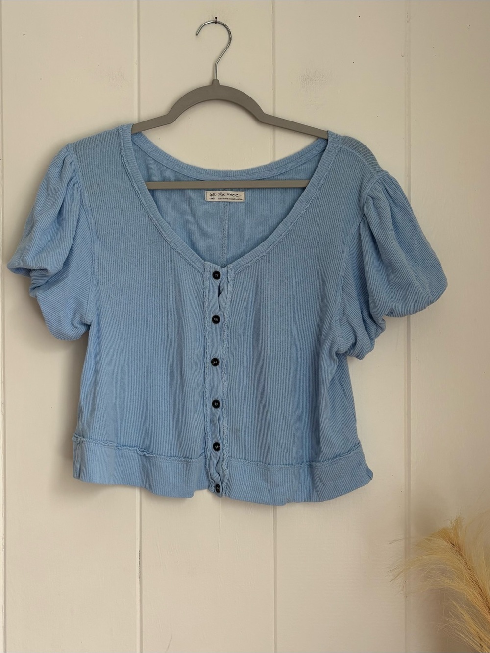 We The Free Light Blue Ribbed Button-Front Puff Sleeve Crop Top